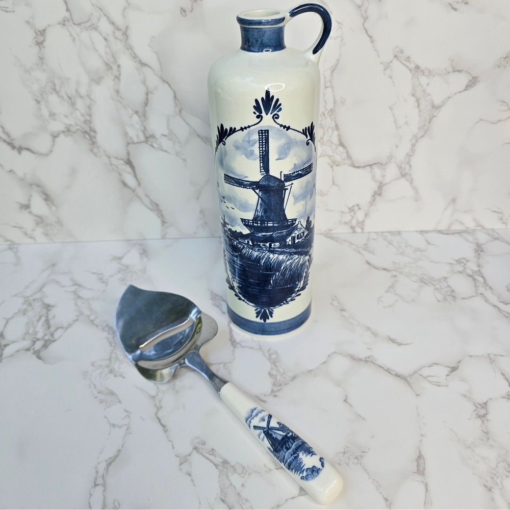 Vintage Bols Delft Blue Handpainted Decanter & Cheese Plane Set Windmill Holland - Picture 3 of 14